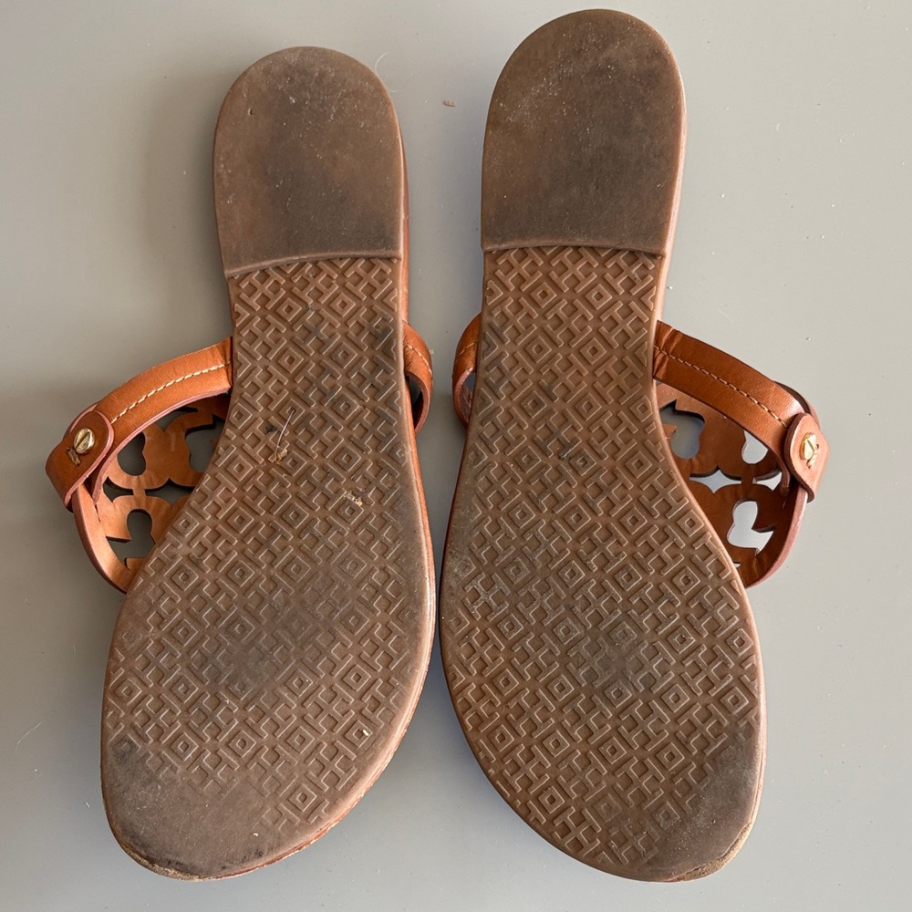 Tory Burch Brown Miller Leather Thong Sandals - Picture 3 of 3